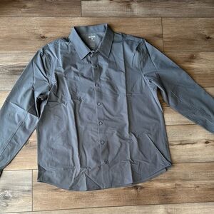 Men's Gray Dress Shirt